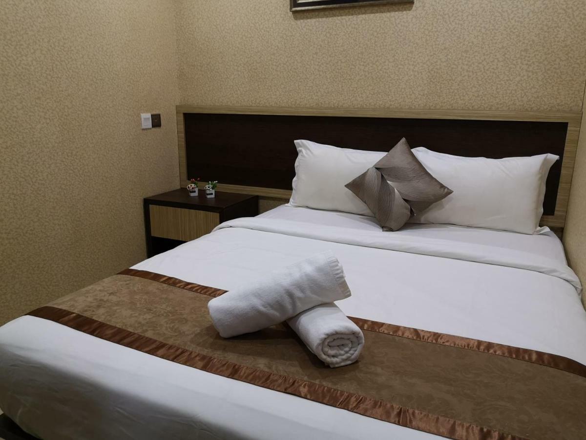 Hotel Grand Palace Ampang Ampang  Exterior photo